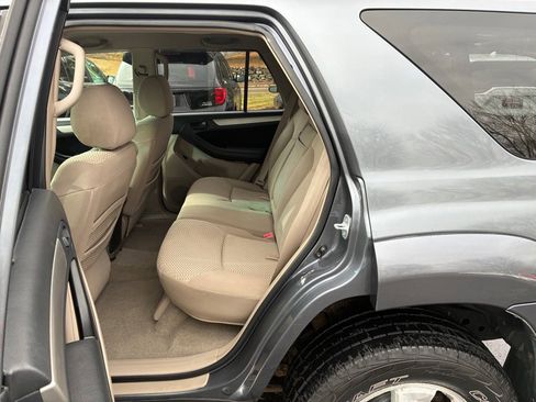Used 2007 Toyota 4Runner SR5 image 23