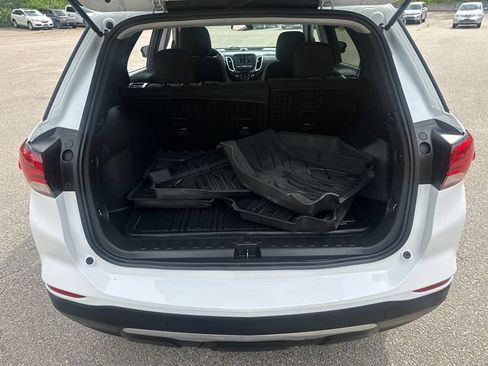 Used 2023 Chevrolet Equinox LT w/ LPO, Floor Liner Package AWD/4WD image 13