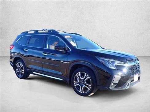 Certified 2024 Subaru Ascent Touring w/ Popular Package #2 image 5