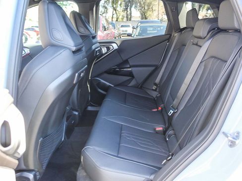 New 2026 BMW X3 xDrive30 w/ Premium Package image 18