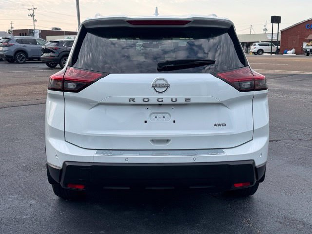 Used 2025 Nissan Rogue SV w/ SV Premium Package AWD/4WD image 4