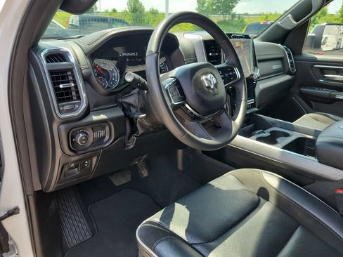 Used 2025 RAM 1500 Laramie AWD/4WD image 18