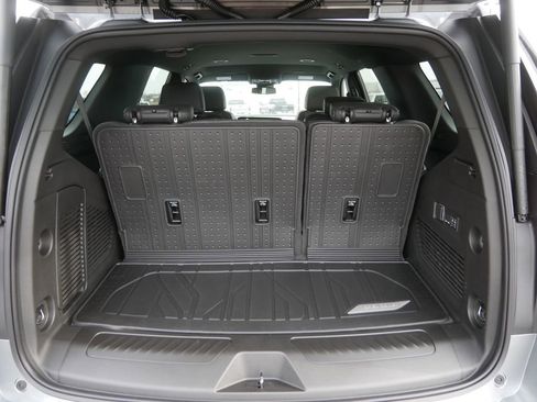 Used 2026 Chevrolet Tahoe LT w/ Comfort Package image 9