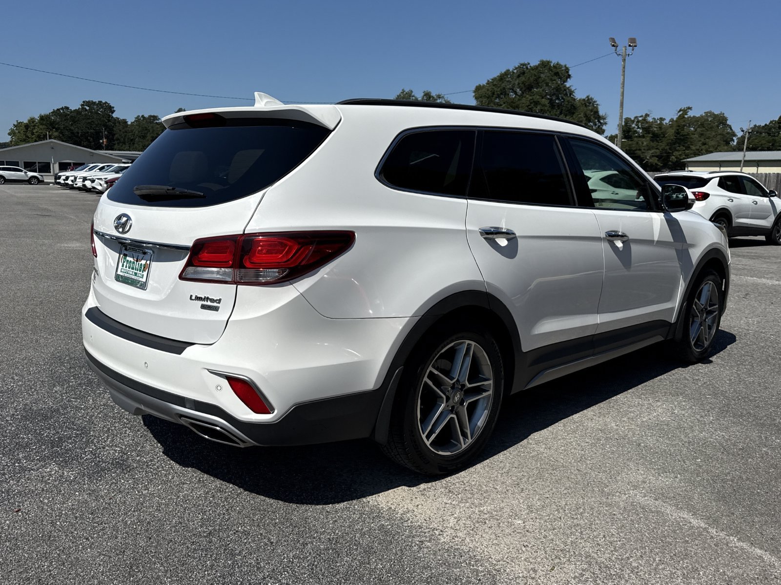 Used 2018 Hyundai Santa Fe Limited FWD image 5