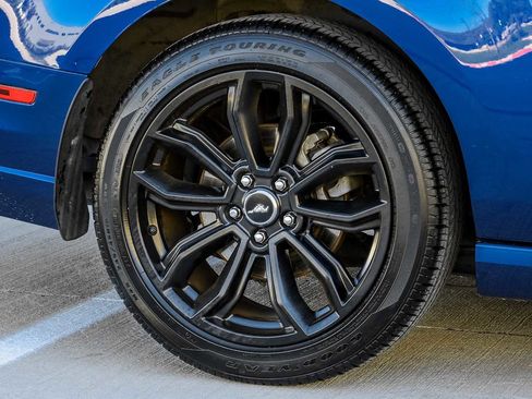 Used 2013 Ford Mustang GT Premium w/ Comfort Pkg image 49