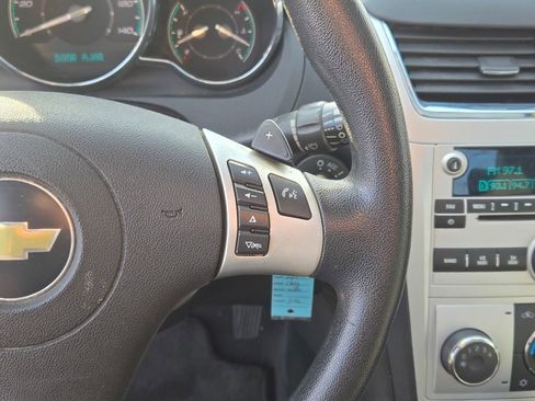 Used 2010 Chevrolet Malibu LT w/ Power Convenience Package image 35