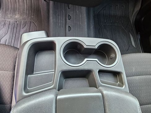 Used 2024 GMC Sierra 3500 SLE w/ SLE Convenience Package image 12