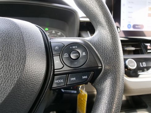 Used 2024 Toyota Corolla LE image 23