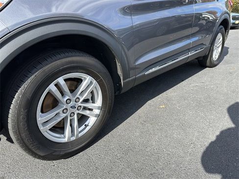 Certified 2022 Ford Explorer XLT image 12
