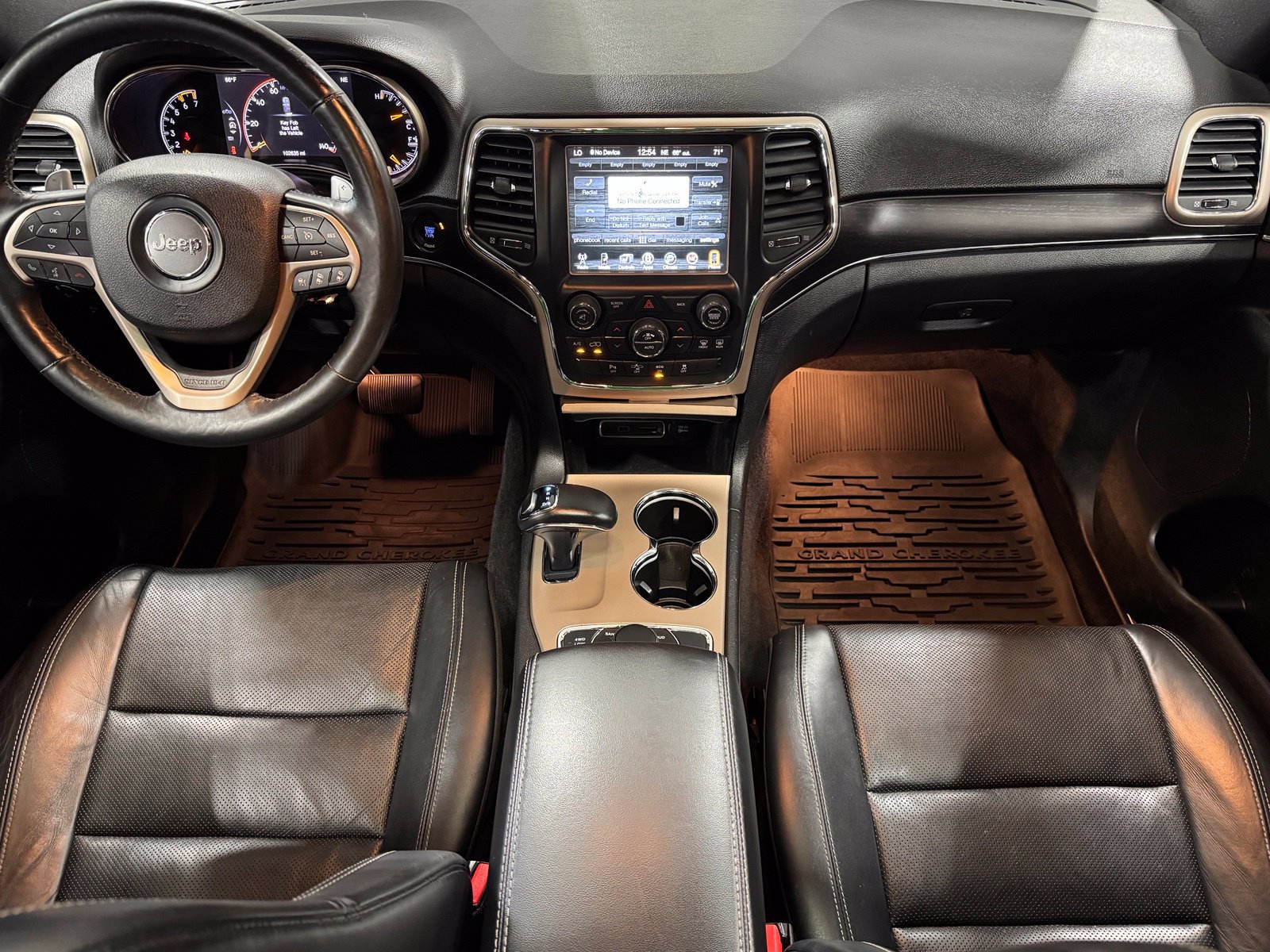 Used 2014 Jeep Grand Cherokee Limited w/ Luxury Group II AWD/4WD image 2