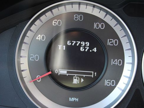 Used 2013 Volvo XC60 3.2 image 37