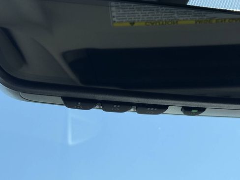 Used 2019 Subaru Ascent Limited AWD/4WD image 38
