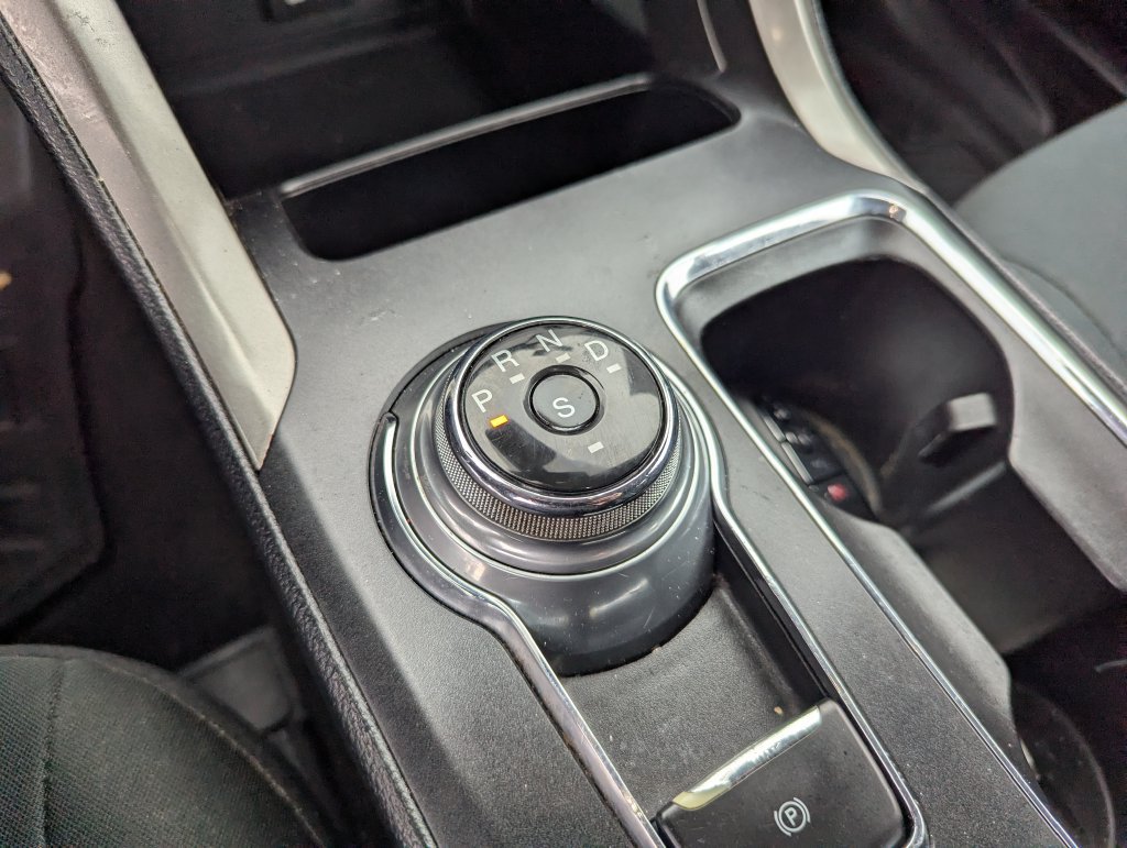 Used 2019 Ford Fusion SE AWD/4WD image 14