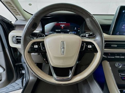 Used 2022 Lincoln Aviator Grand Touring w/ Equipment Group 301A AWD/4WD image 9