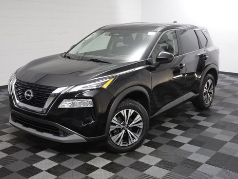 Used 2023 Nissan Rogue SV AWD/4WD image 2