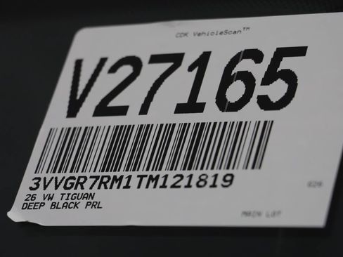 New 2026 Volkswagen Tiguan SE R-Line AWD/4WD image 25