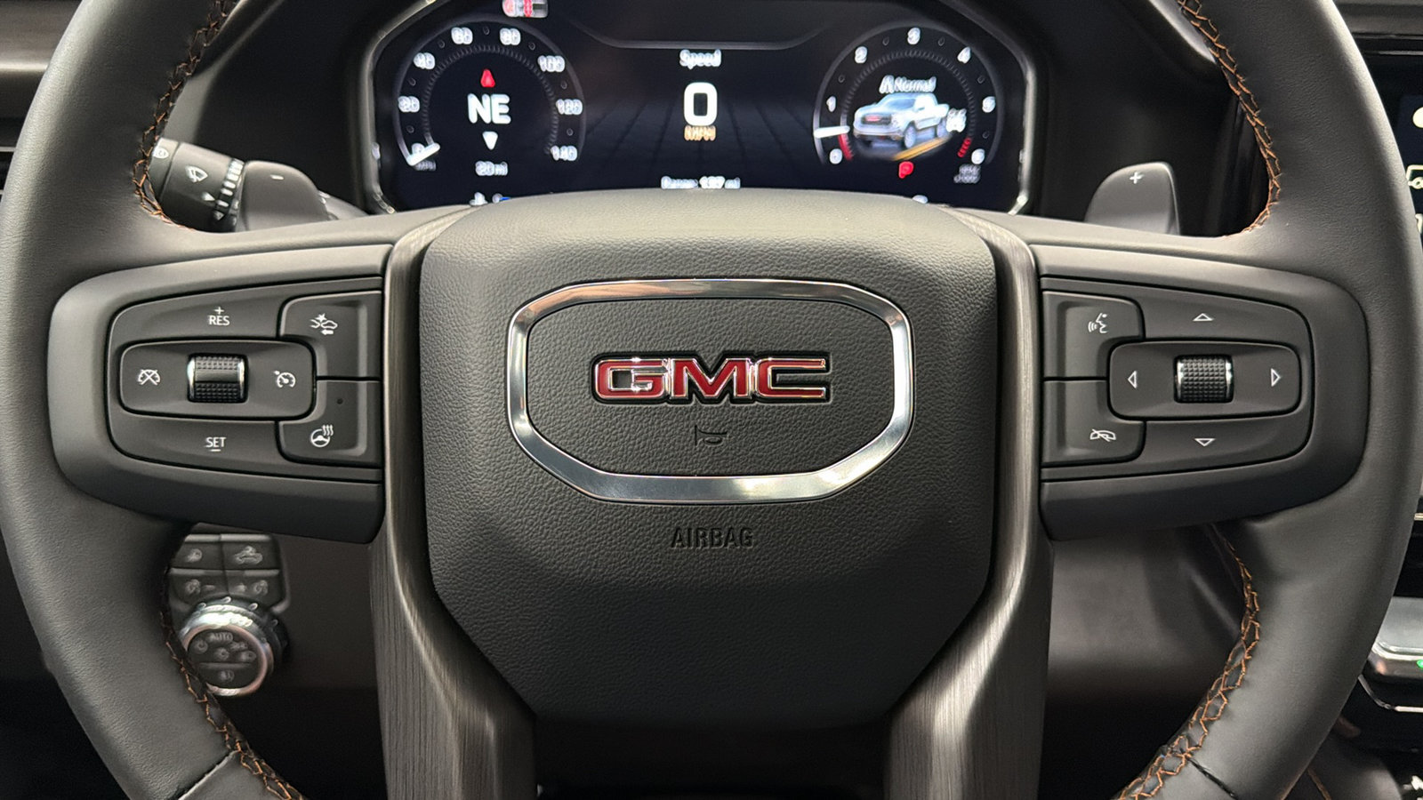 Used 2026 GMC Sierra 1500 AT4 w/ Technology Package AWD/4WD image 28