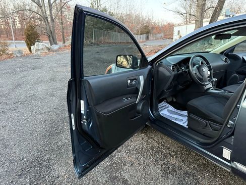 Used 2013 Nissan Rogue S image 31