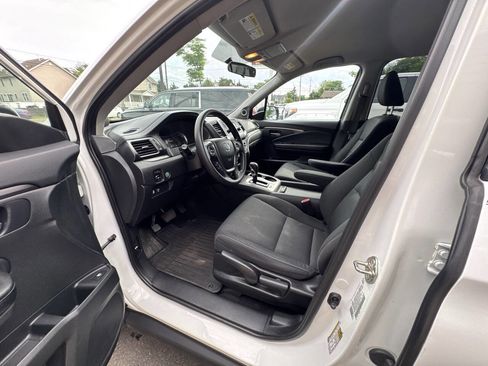 Used 2019 Honda Ridgeline Sport image 33