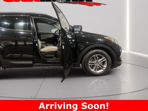 Used 2017 Hyundai Santa Fe Sport image 17