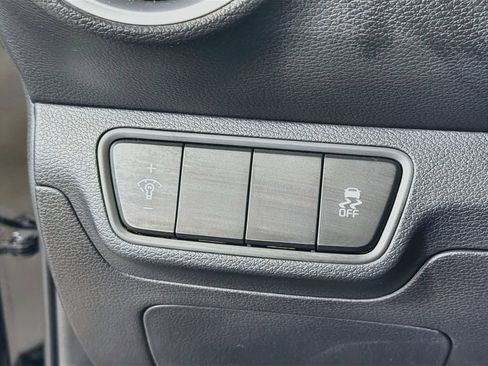 Used 2024 Kia Forte LXS FWD image 12