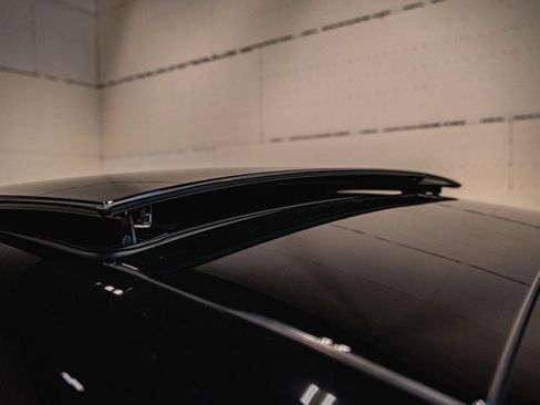 Used 2025 Porsche 911 GTS image 42