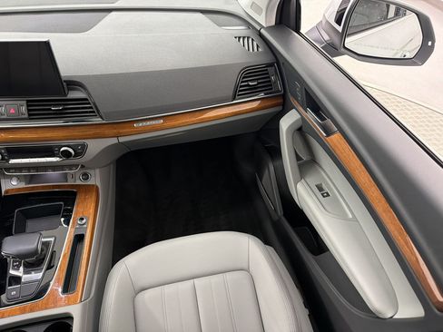 Used 2023 Audi Q5 2.0T Premium Plus AWD/4WD image 31