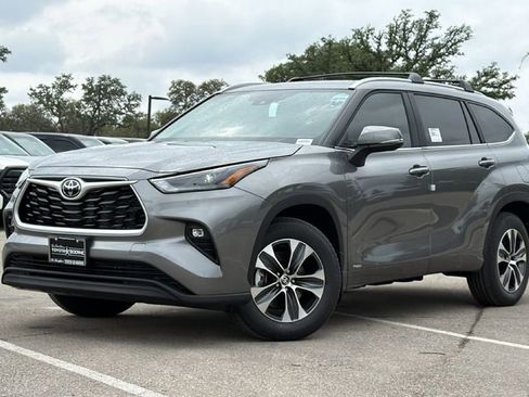 New 2026 Toyota Highlander XLE AWD/4WD image 35