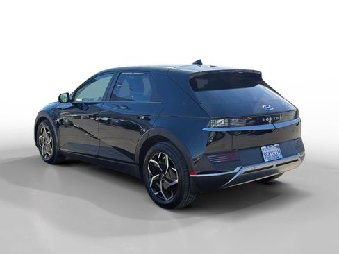 Certified 2023 Hyundai Ioniq 5 SEL image 3