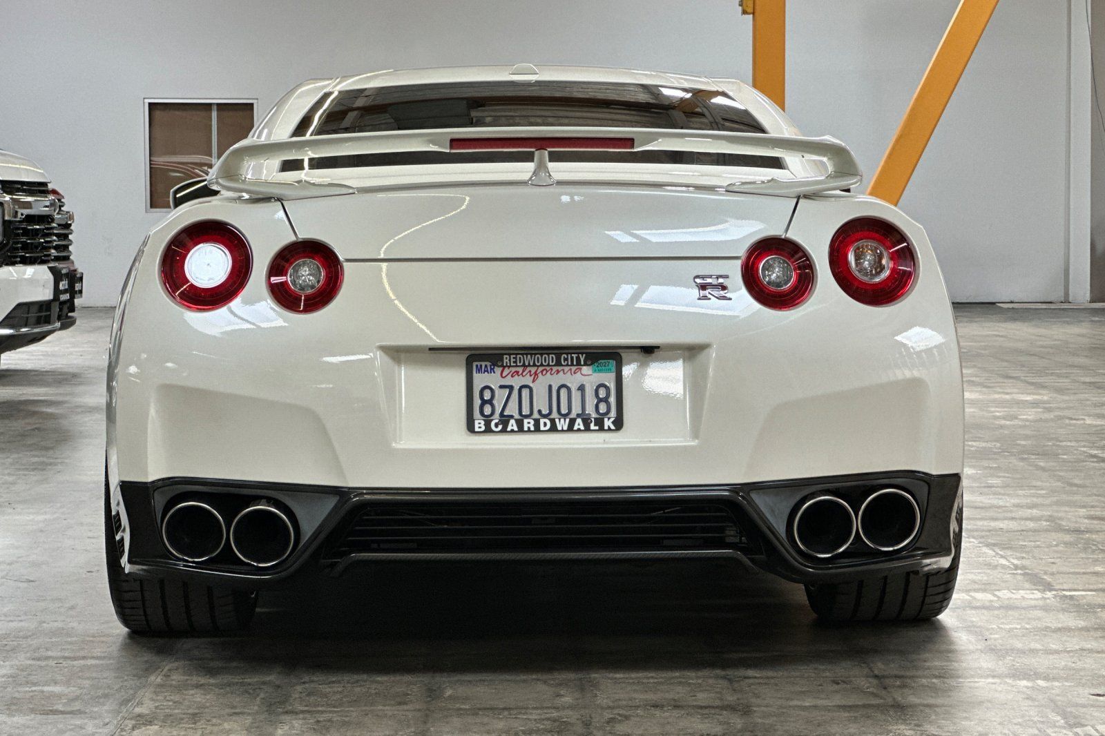 Used 2015 Nissan GT-R Premium AWD/4WD image 5