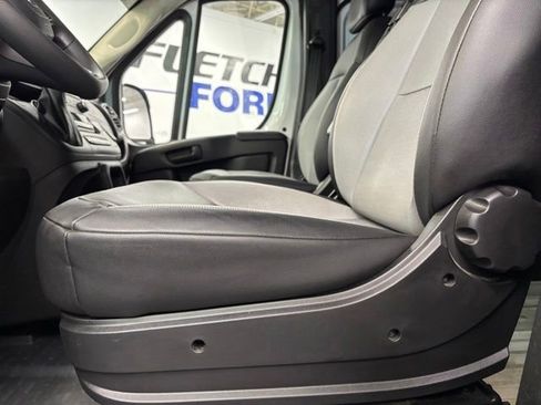 Used 2025 RAM ProMaster 2500 w/ Convenience Group FWD image 7