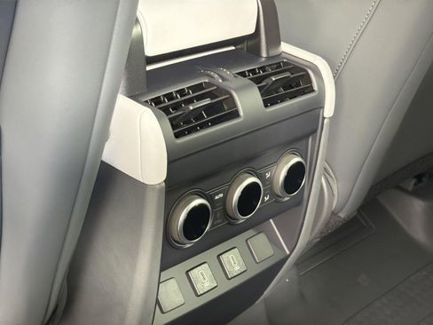 New 2026 Land Rover Defender 110 S image 28