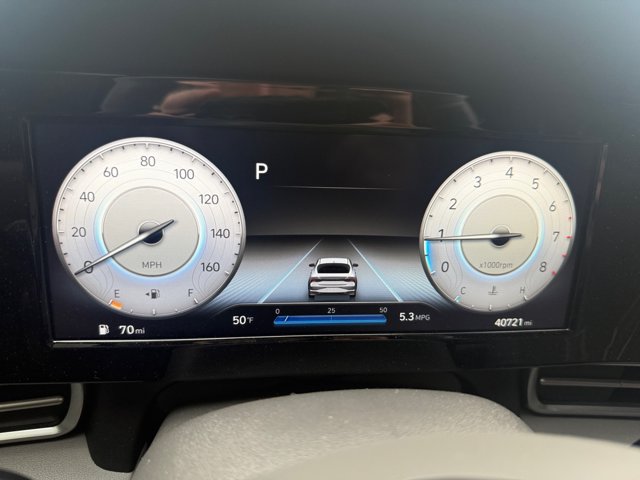 Used 2022 Hyundai Elantra SEL w/ Convenience Package FWD image 9