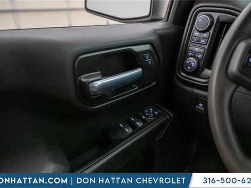 Used 2022 Chevrolet Silverado 1500 Custom image 18