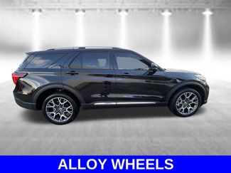 Certified 2025 Ford Explorer Platinum w/ Ultimate Package AWD/4WD video 3