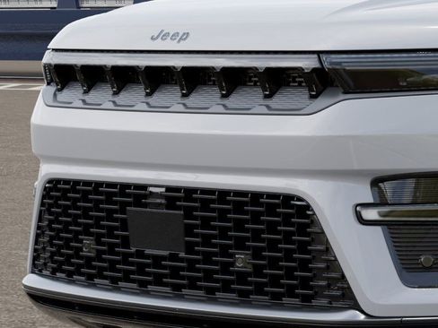 New 2026 Jeep Grand Wagoneer Limited AWD/4WD image 11
