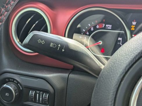 Used 2021 Jeep Wrangler Rubicon AWD/4WD image 27