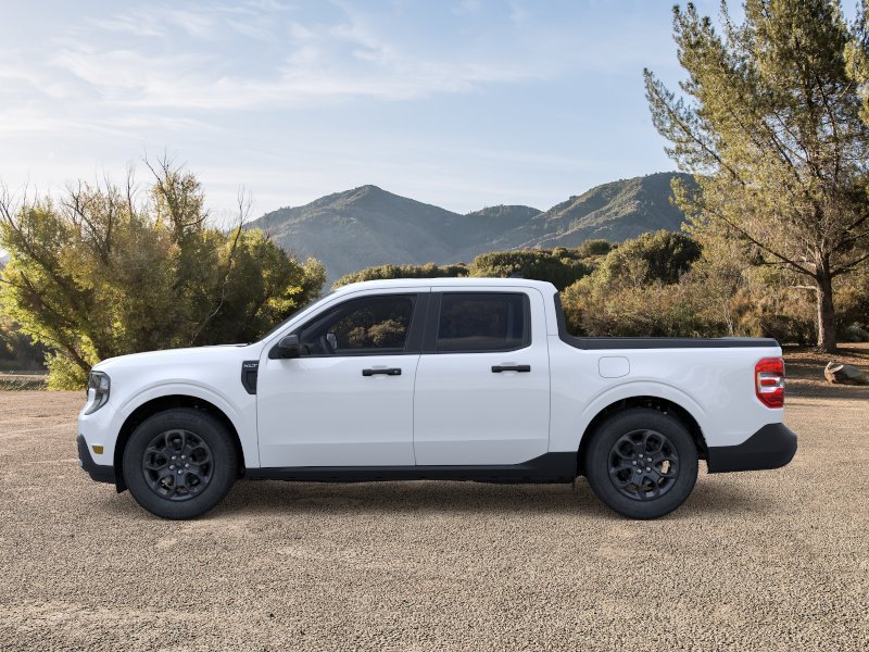 New 2026 Ford Maverick XLT w/ XLT Luxury Package FWD image 5