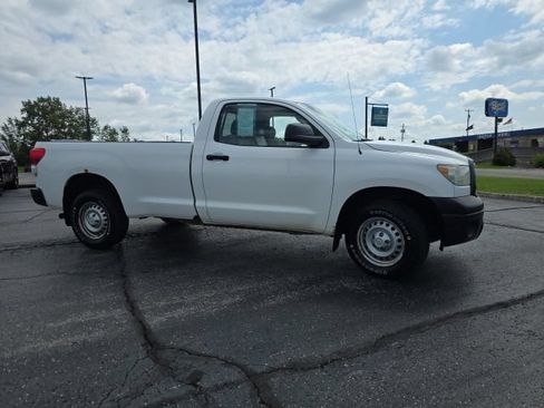 Used 2010 Toyota Tundra 4x4 Regular Cab Long Bed image 8
