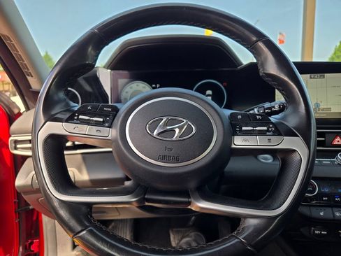 Used 2023 Hyundai Elantra SEL w/ Convenience Package FWD image 36