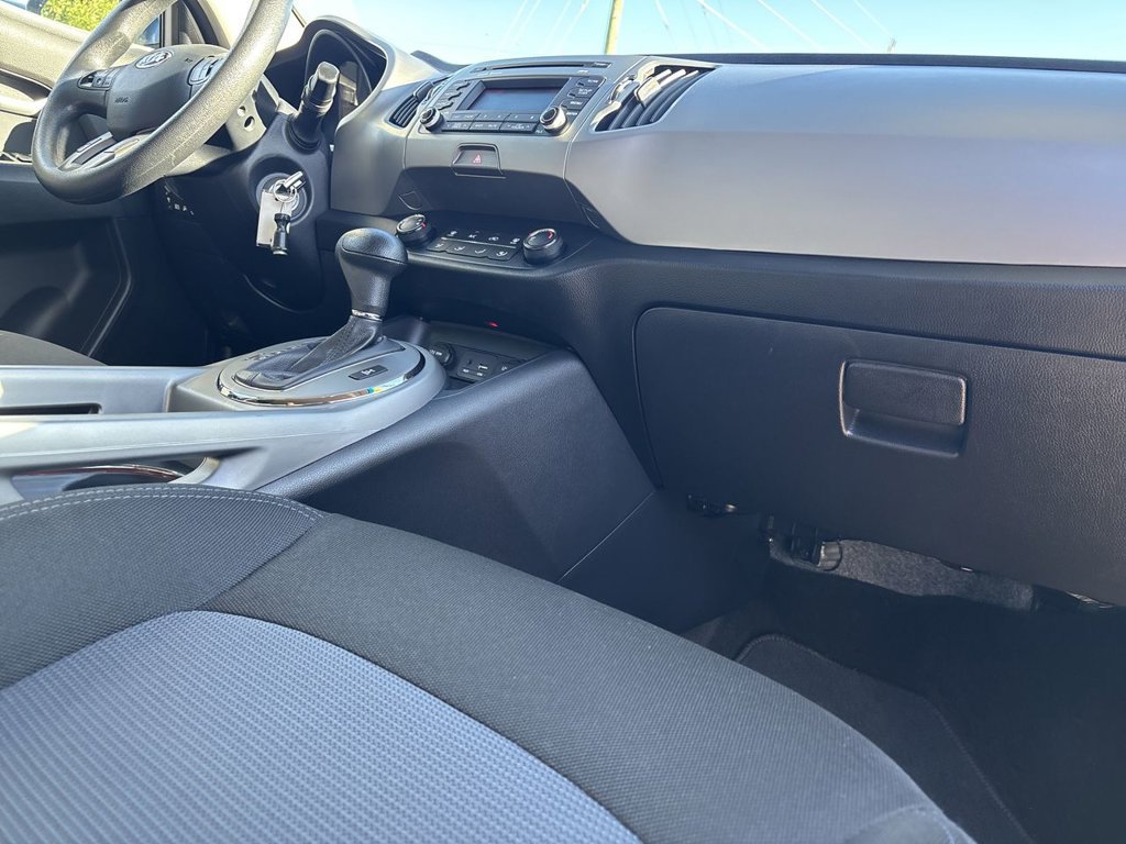 Used 2016 Kia Sportage LX AWD/4WD image 32