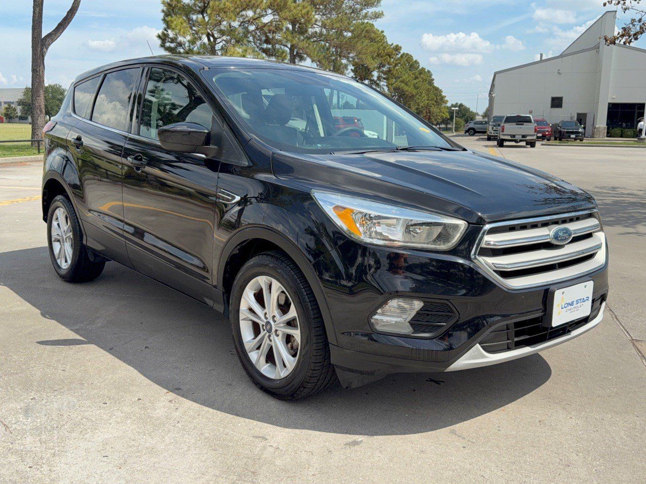 Used 2019 Ford Escape SE FWD image 7