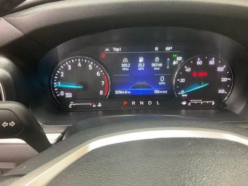 Used 2022 Ford Explorer XLT w/ Equipment Group 202A image 22