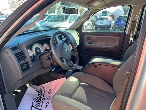 Used 2006 Dodge Dakota SLT image 10