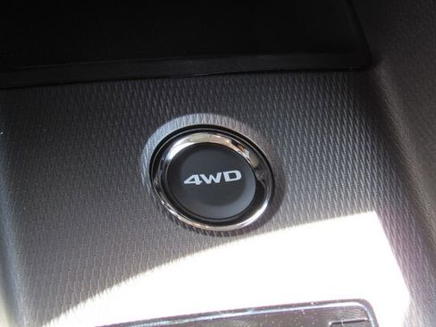 New 2026 Mitsubishi Outlander Sport SE AWD/4WD image 25