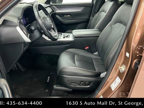 Certified 2025 MAZDA CX-70 Plug-In Hybrid w/ Premium Pkg AWD/4WD image 17