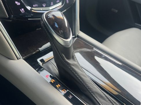Used 2014 Cadillac XTS Premium FWD image 34