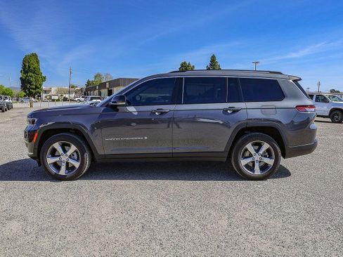 Used 2021 Jeep Grand Cherokee L Limited image 7