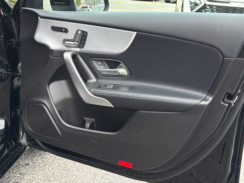 Used 2020 Mercedes-Benz A 220 4MATIC image 14