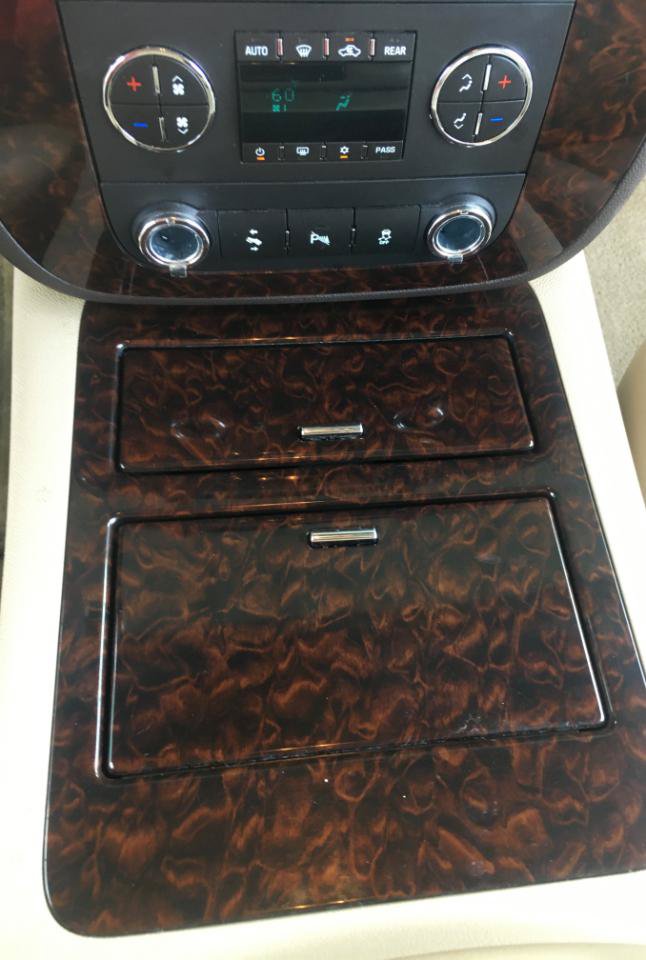 Used 2012 GMC Yukon XL Denali RWD image 28